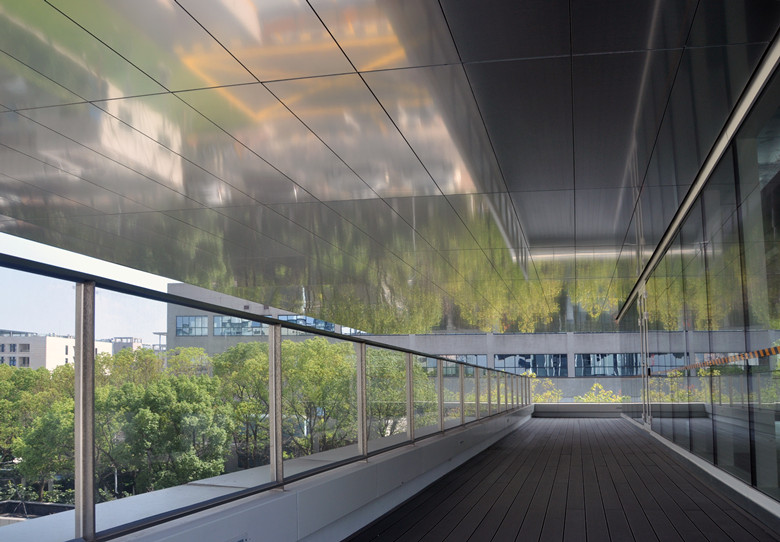 有了鏡面鋁板，居家裝飾不再是問題